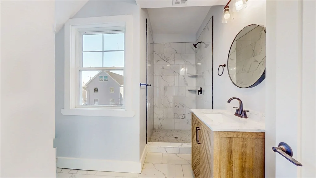 4 bed, 2 bath apartment for rent at 24 Alfred Unit 2, Everett — photo 7 of 21