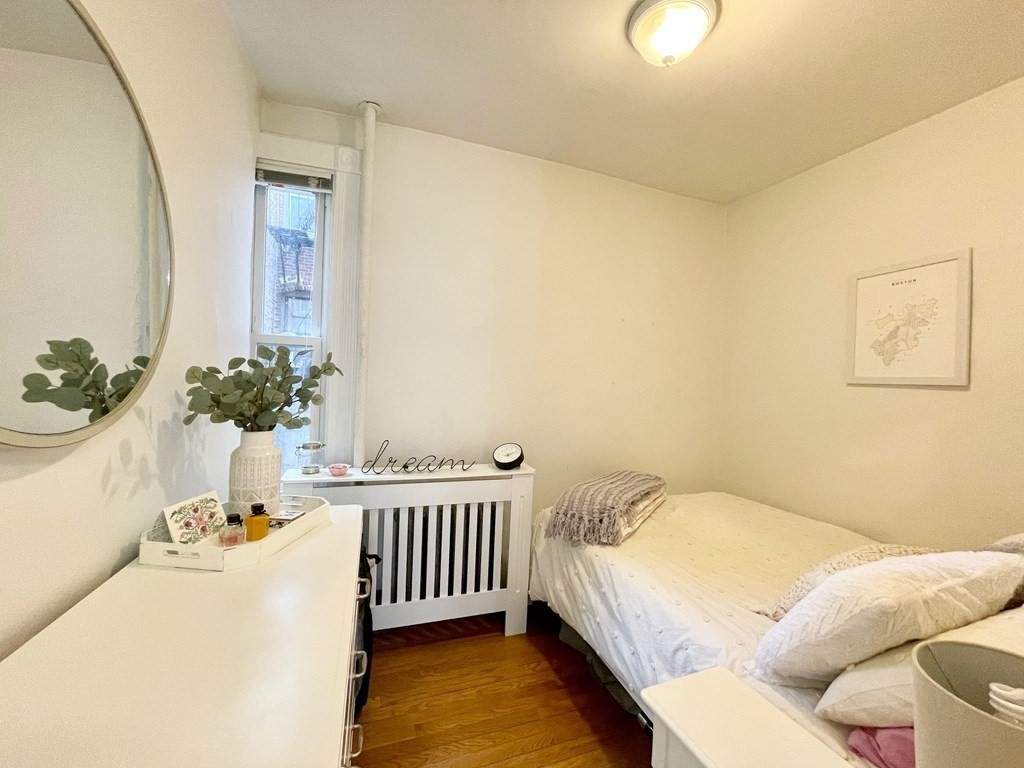 2 bed, 1 bath apartment for rent at 24 Anderson St Unit 5A, Beacon Hill — photo 5 of 7