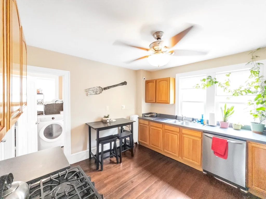 2 bed, 1 bath apartment for rent at 24 Annafran St Unit 2, Roslindale — photo 3 of 22