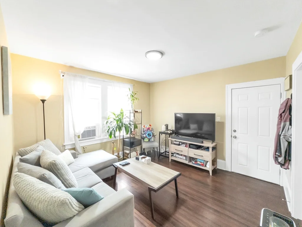 2 bed, 1 bath apartment for rent at 24 Annafran St Unit 2, Roslindale — photo 6 of 22