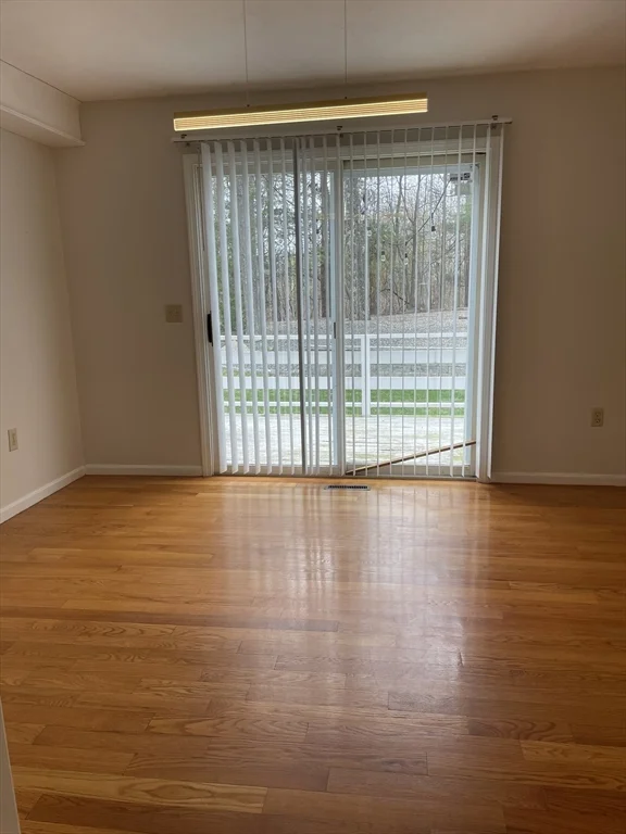 3 bed, 2 bath apartment for rent at 24 Arbor Dr, Shrewsbury — photo 10 of 25