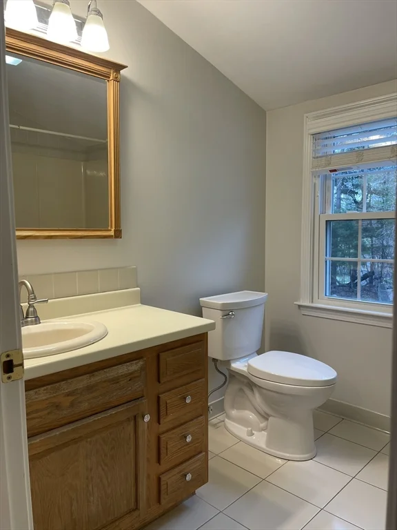 3 bed, 2 bath apartment for rent at 24 Arbor Dr, Shrewsbury — photo 20 of 25