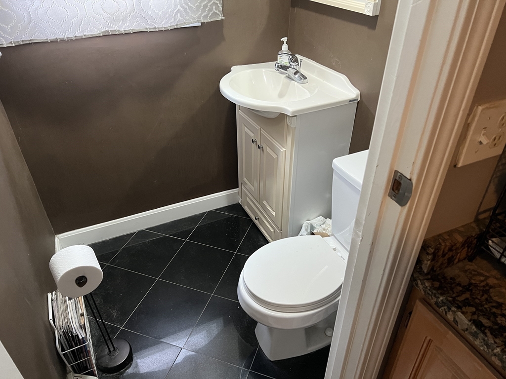 2 bed, 1 bath apartment for rent at 24 Arcadia Unit 1, Dedham — photo 8 of 14