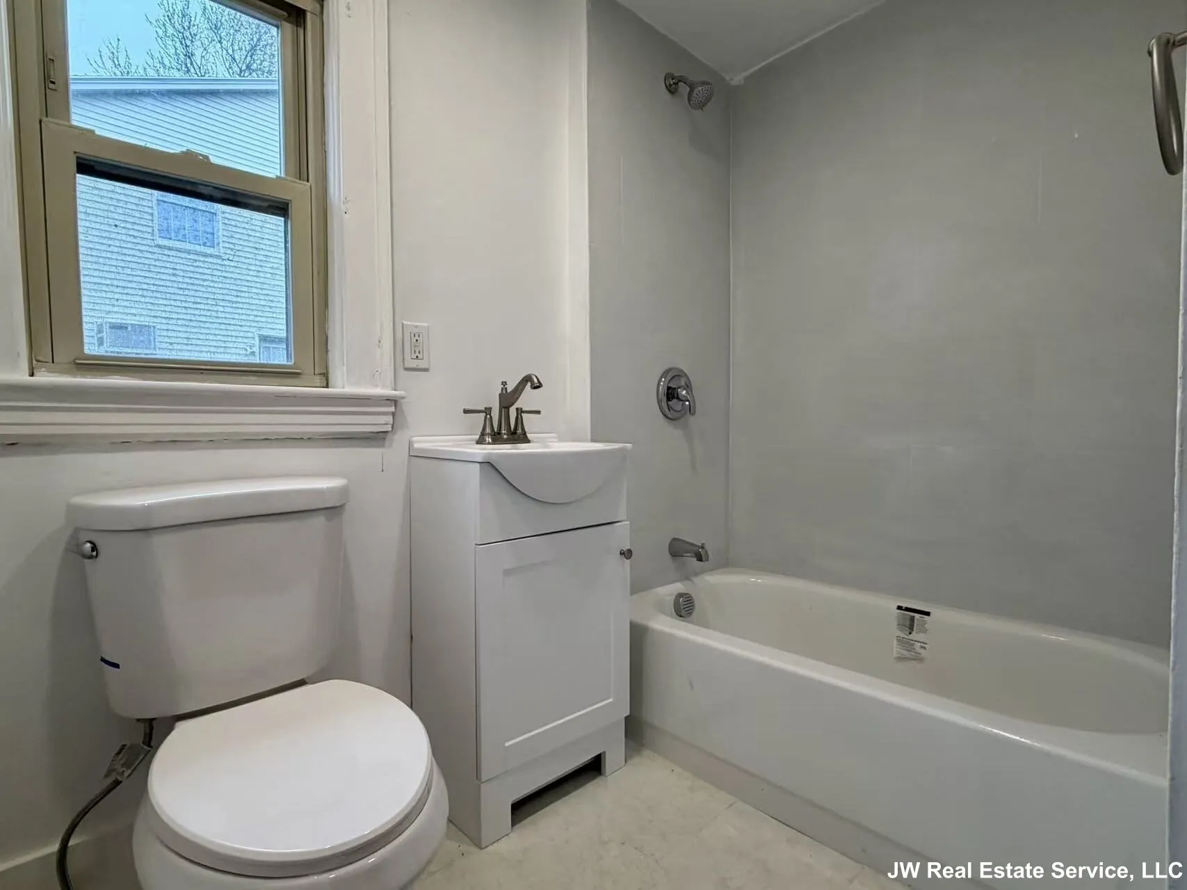 3 bed, 2 bath apartment for rent at 24 Arden St Unit 24, Allston — photo 10 of 21