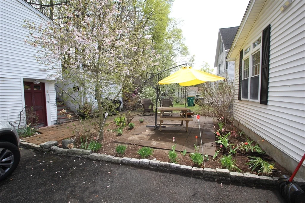 4 bed, 3 bath apartment for rent at 24 Arlington Rd, Woburn — photo 33 of 34