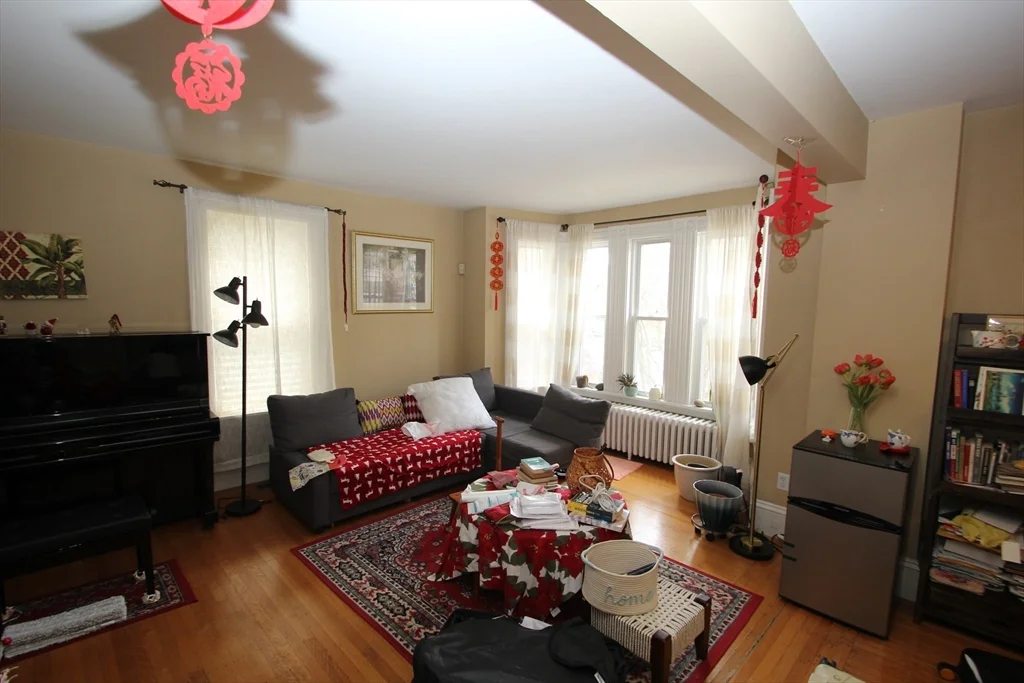 4 bed, 3 bath apartment for rent at 24 Arlington Rd, Woburn — photo 11 of 34