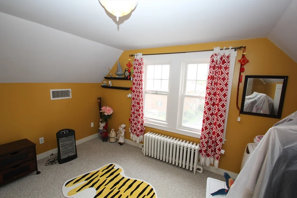 4 bed, 3 bath apartment for rent at 24 Arlington Rd, Woburn — photo 23 of 34