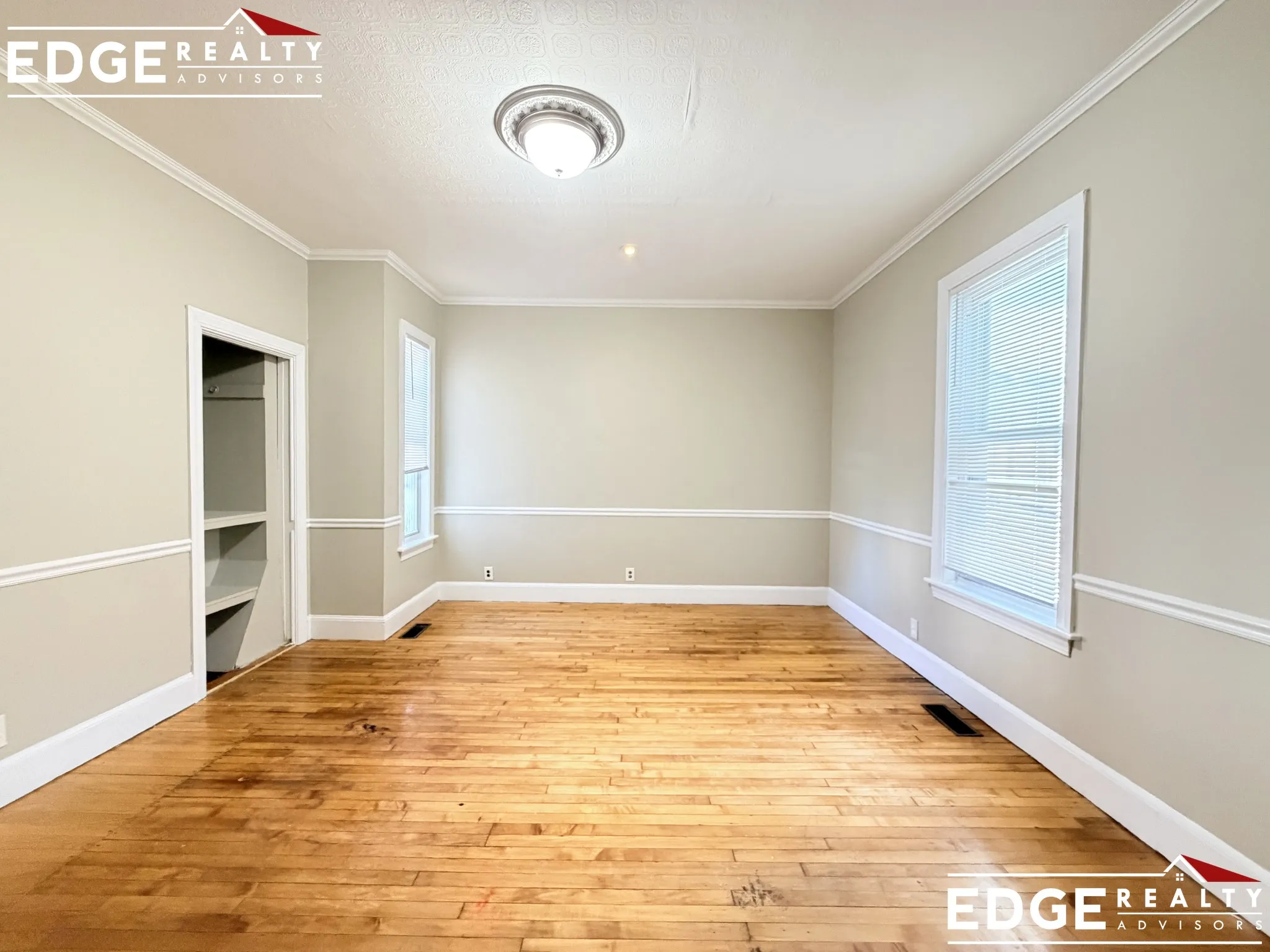 7 bed, 3 bath apartment for rent at 24 Armington St Unit 1, Allston — photo 5 of 14