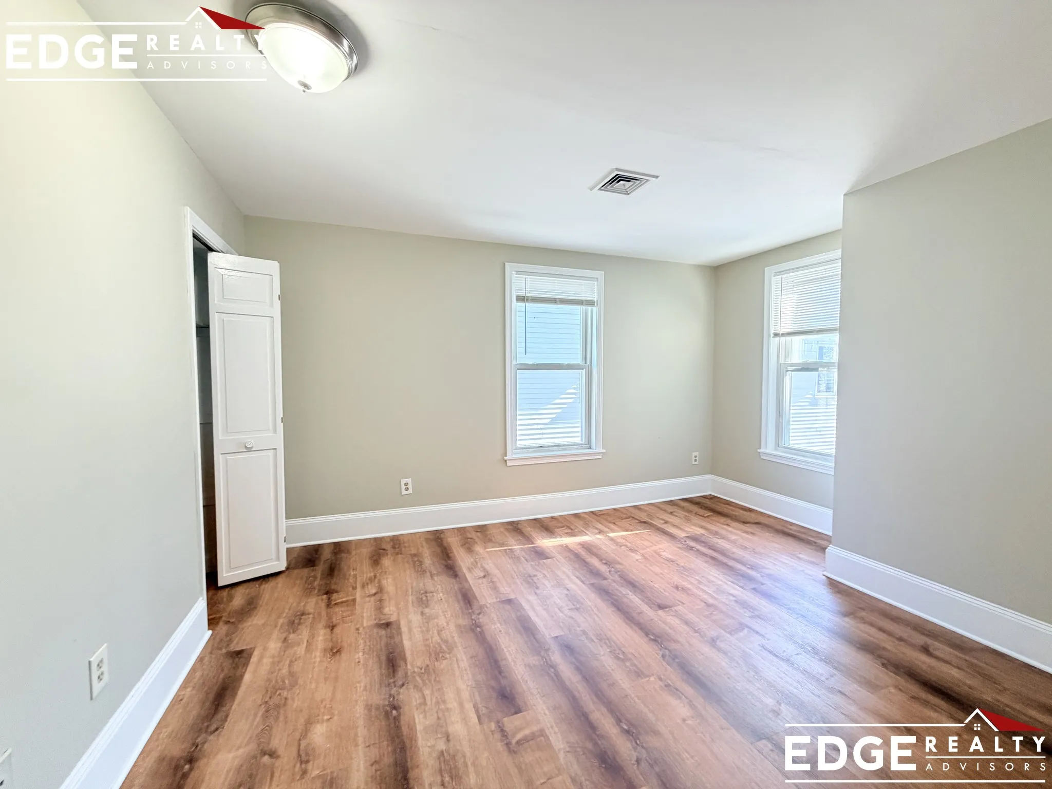 7 bed, 3 bath apartment for rent at 24 Armington St Unit 1, Allston — photo 6 of 14