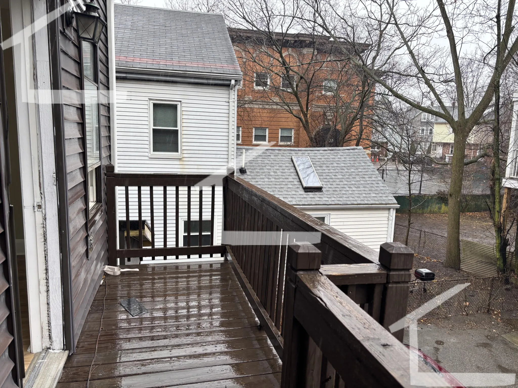 7 bed, 3 bath apartment for rent at 24 Armington St Unit 24, Allston — photo 6 of 17