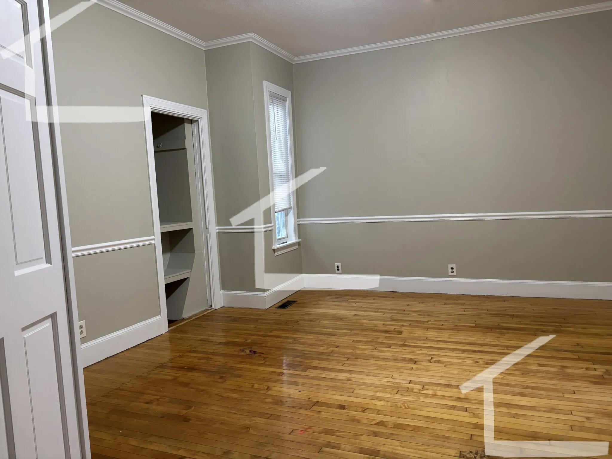 7 bed, 3 bath apartment for rent at 24 Armington St Unit 24, Allston — photo 4 of 17