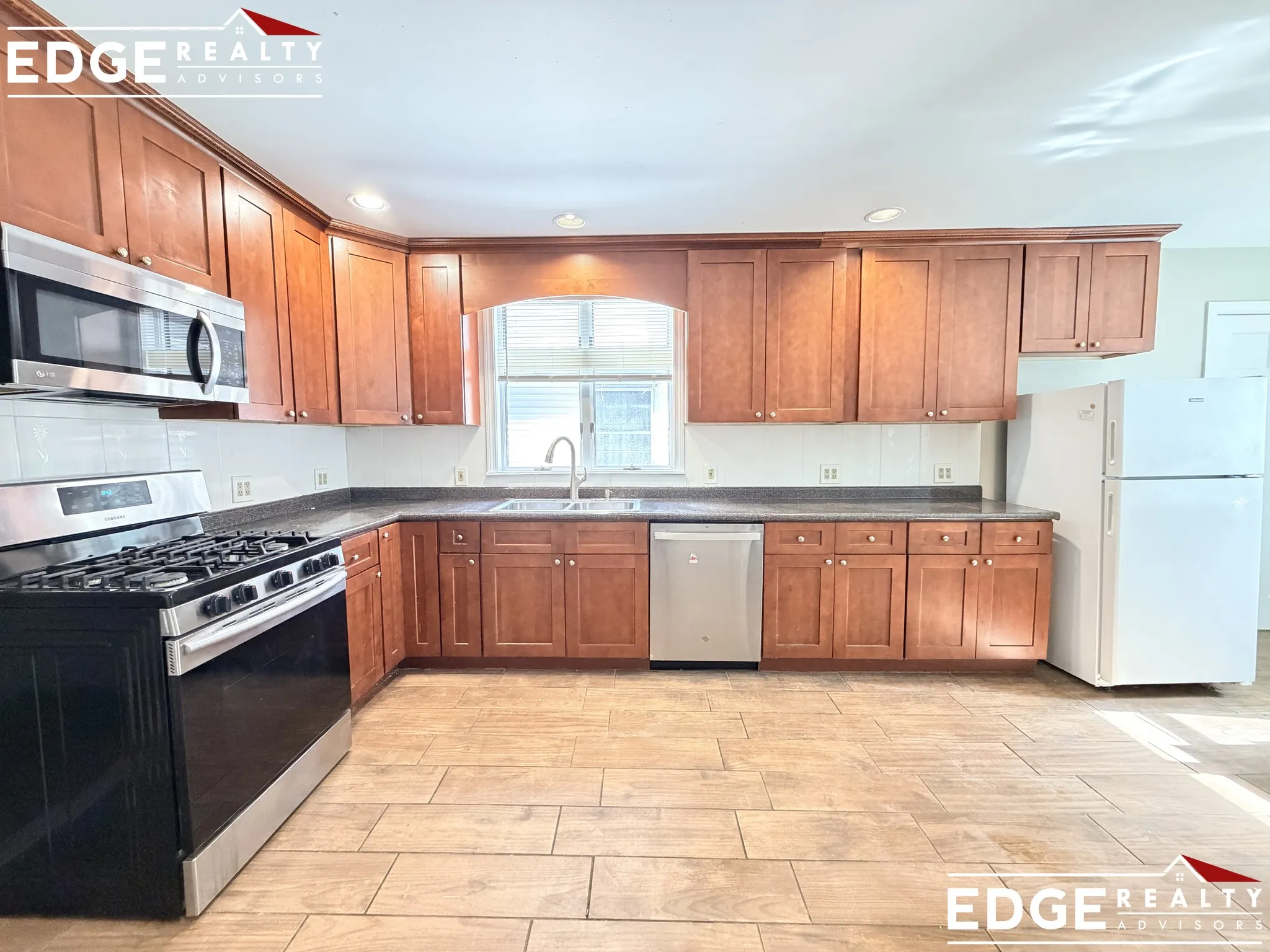 7 bed, 3 bath apartment for rent at 24 Armington St Unit N/A, Allston