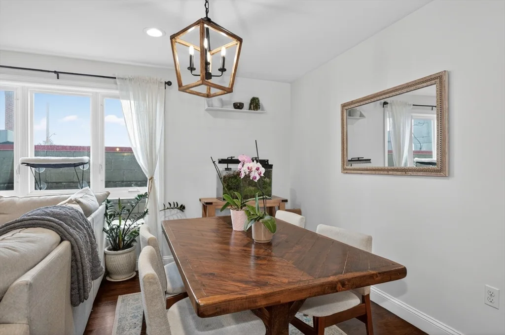 2 bed, 1 bath apartment for rent at 24 Arsenal St Unit 2D, Watertown — photo 5 of 21