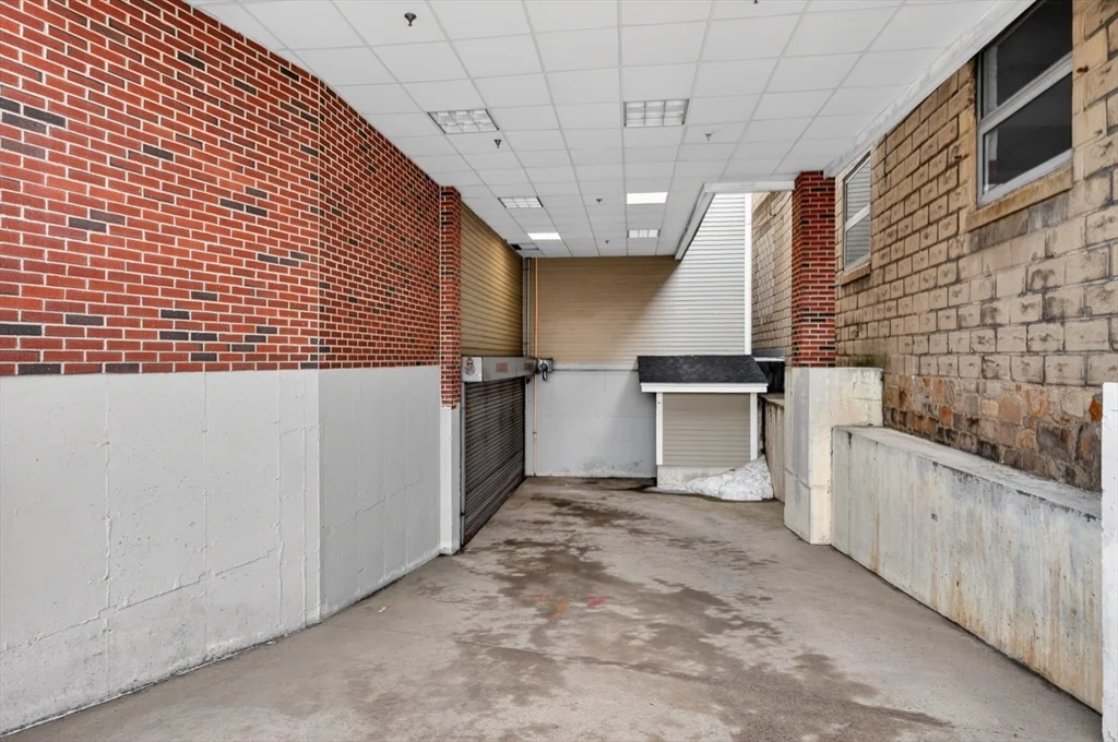 2 bed, 1 bath apartment for rent at 24 Arsenal St Unit 2D, Watertown — photo 18 of 21