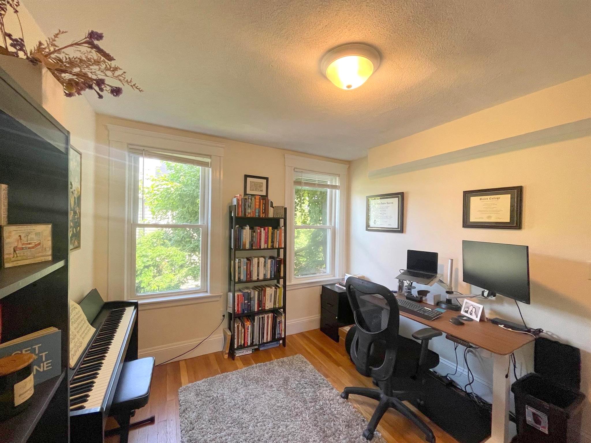 2.5 bed, 1 bath apartment for rent at 24 Ashland St Unit 2, Spring Hill — photo 10 of 16