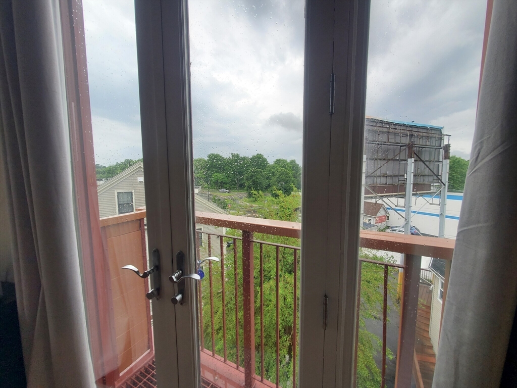 1 bed, 1 bath apartment for rent at 24 Bay State Rd Unit 23, West Cambridge — photo 7 of 13