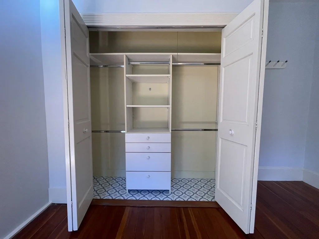 3 bed, 1 bath apartment for rent at 24 Beaufort Rd Unit 2, Jamaica Plain — photo 4 of 8