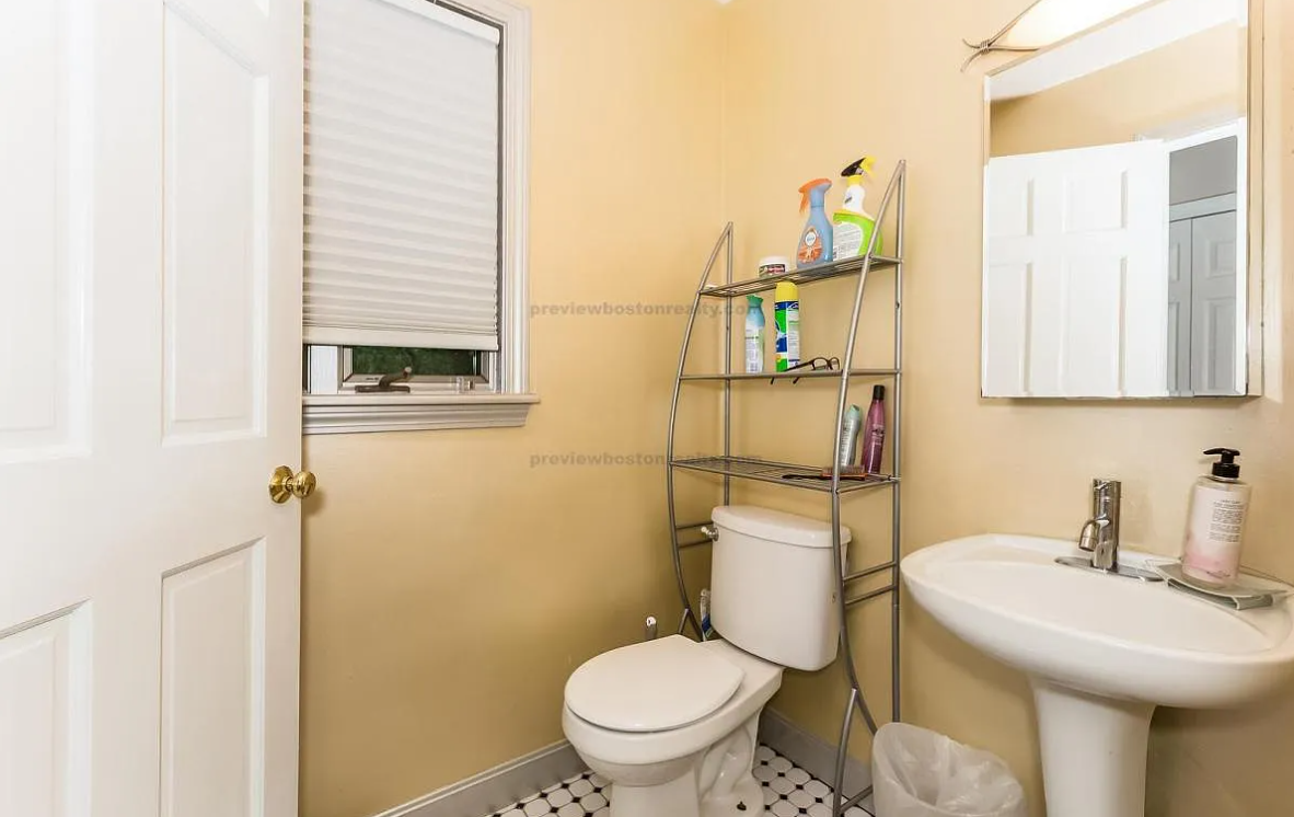 4 bed, 2 bath apartment for rent at 24 Bellamy St Unit 2, Brighton — photo 6 of 16