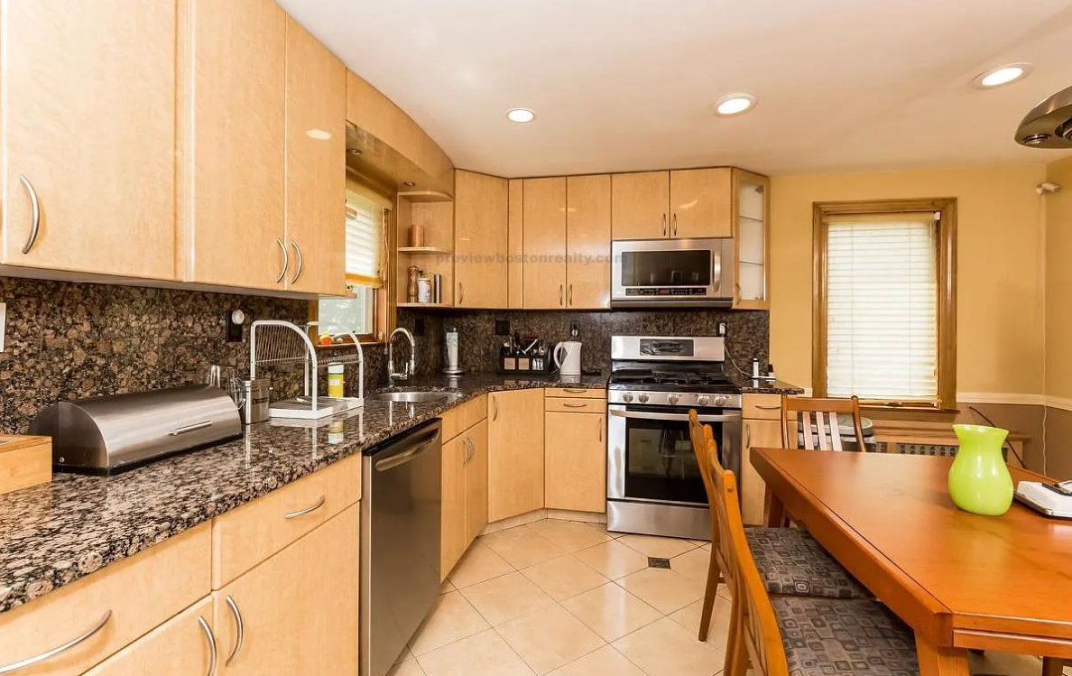 4 bed, 2 bath apartment for rent at 24 Bellamy St Unit 2, Brighton — photo 1 of 16