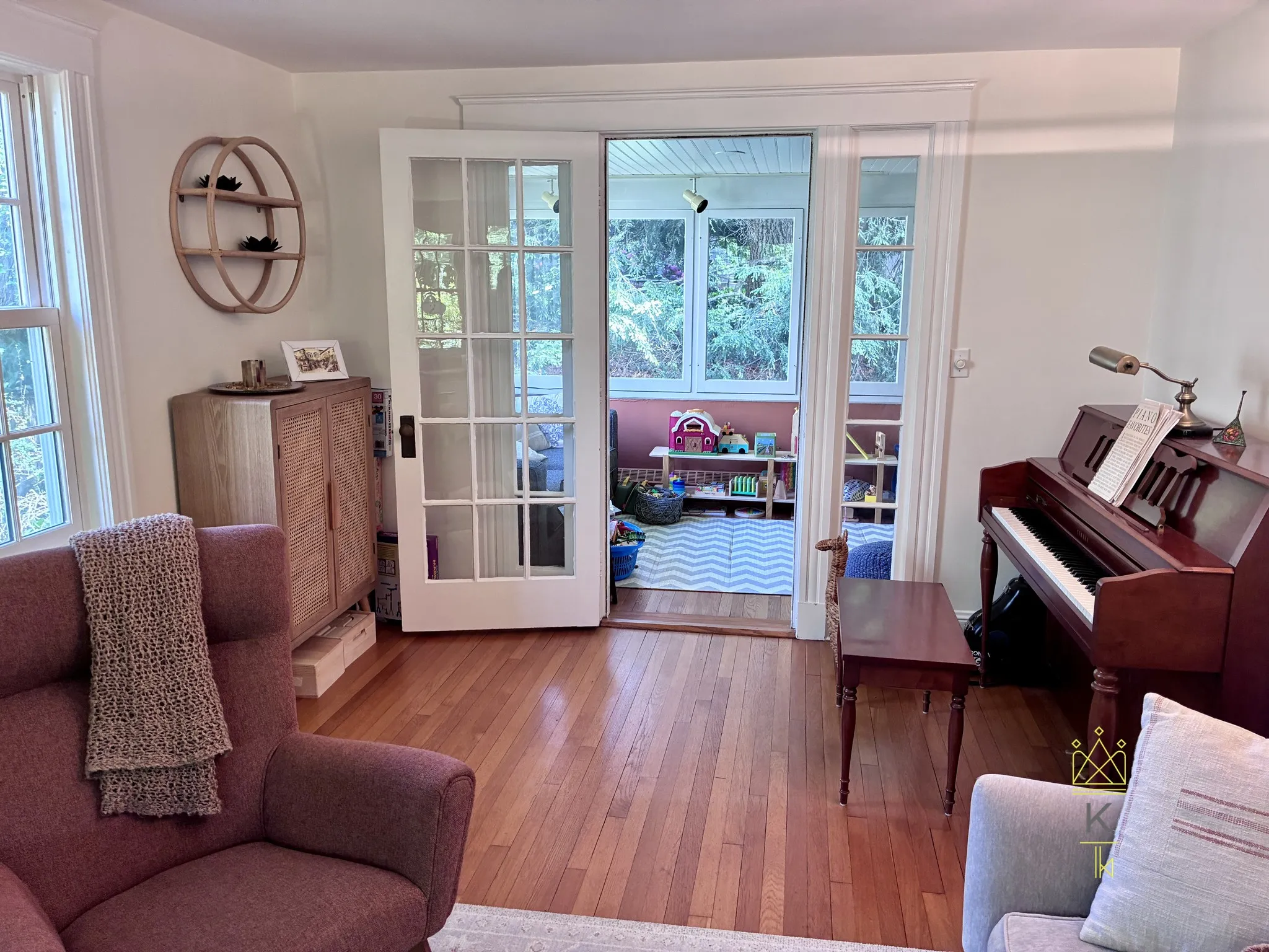 4 bed, 1.5 bath apartment for rent at 24 Beverly Rd Unit 1, Newton Highlands — photo 9 of 24
