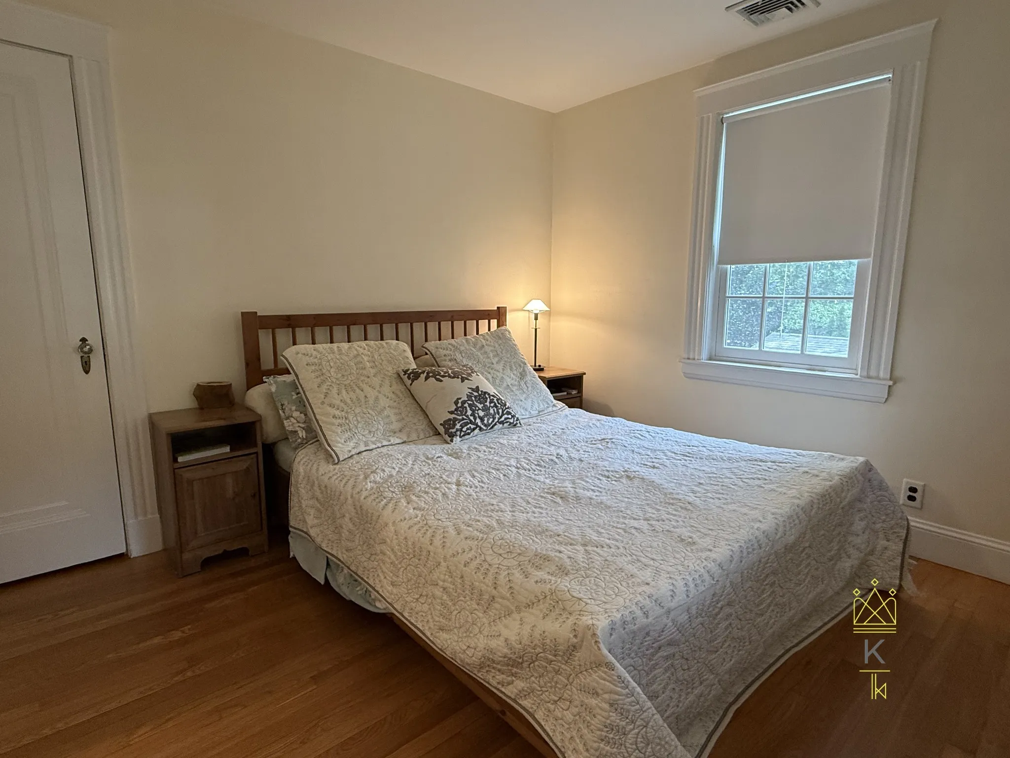 4 bed, 1.5 bath apartment for rent at 24 Beverly Rd Unit 1, Newton Highlands — photo 21 of 24