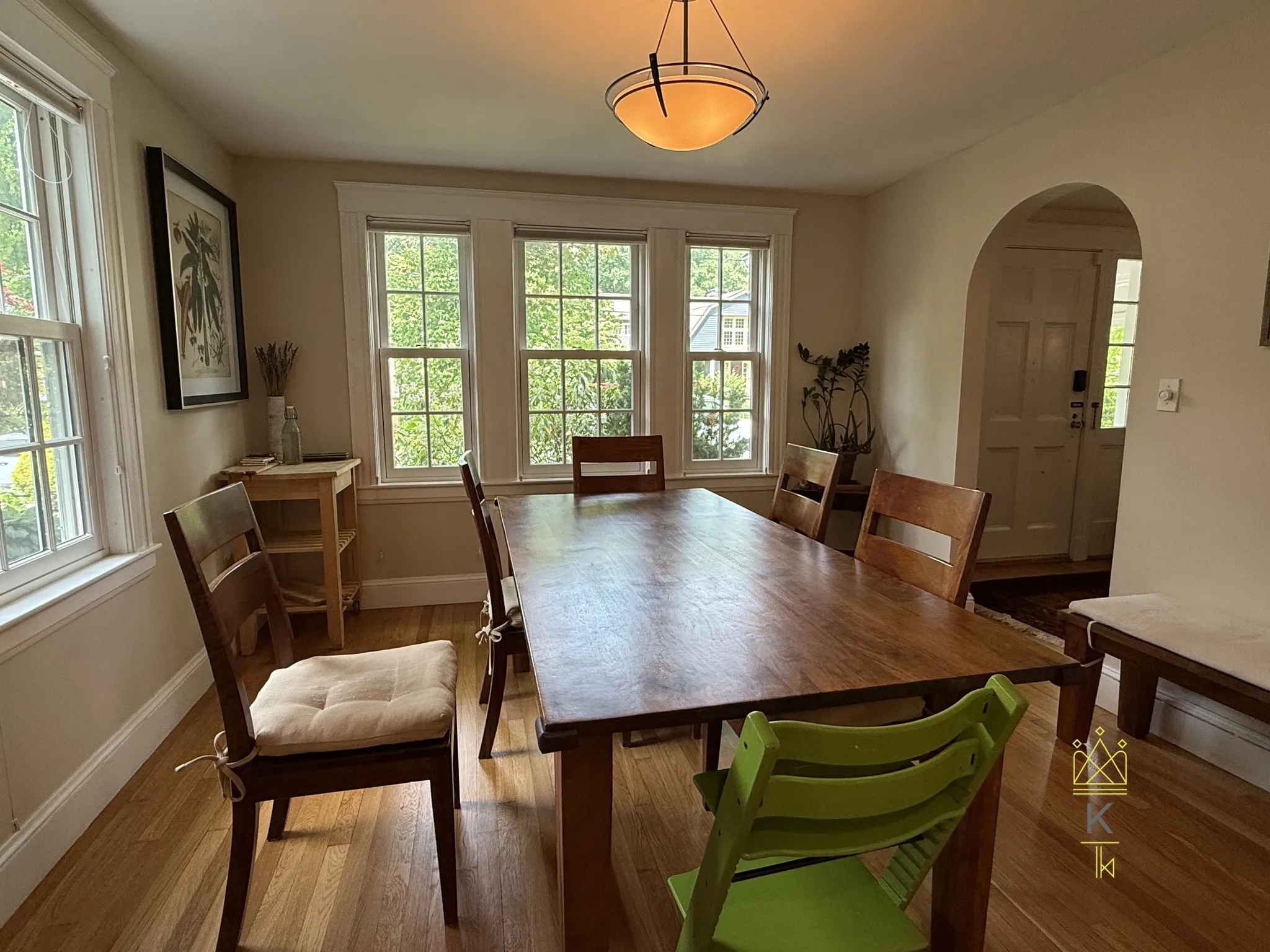 4 bed, 1.5 bath apartment for rent at 24 Beverly Rd Unit 1, Newton Highlands — photo 7 of 24