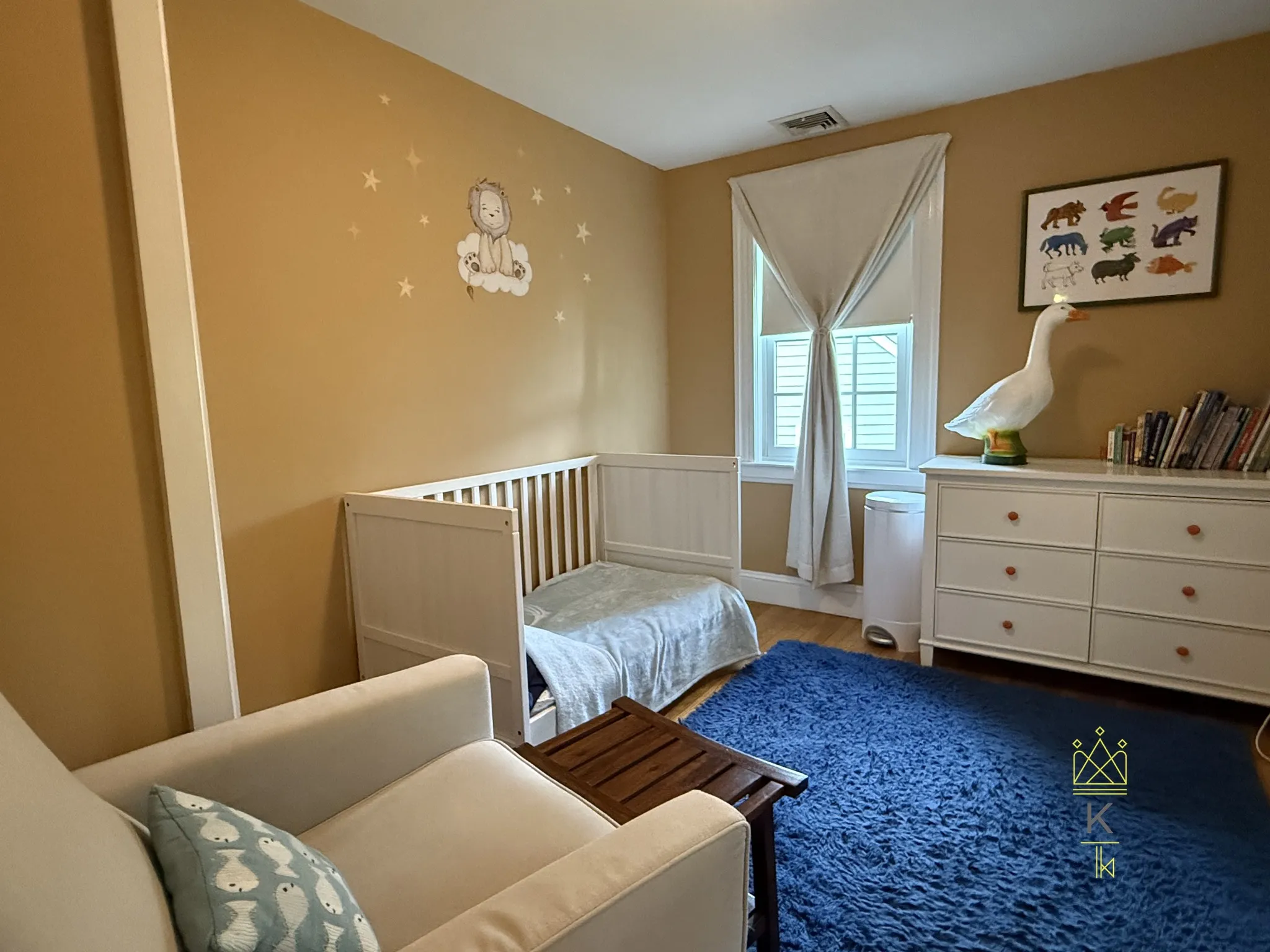 4 bed, 1.5 bath apartment for rent at 24 Beverly Rd Unit 1, Newton Highlands — photo 19 of 24