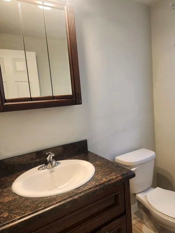 3 bed, 1 bath apartment for rent at 24 Bittersweet Blvd Unit 24, Worcester — photo 13 of 31