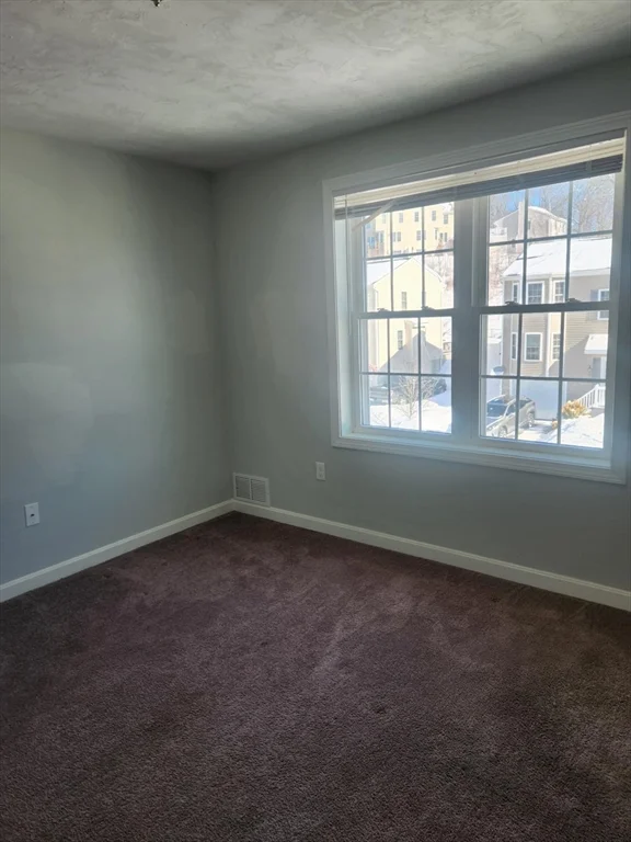 3 bed, 1 bath apartment for rent at 24 Bittersweet Blvd Unit 24, Worcester — photo 20 of 31
