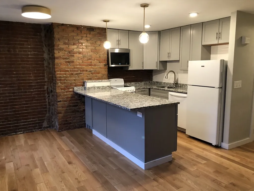 1 bed, 1 bath apartment for rent at 24 Bradford St Unit 2, South End