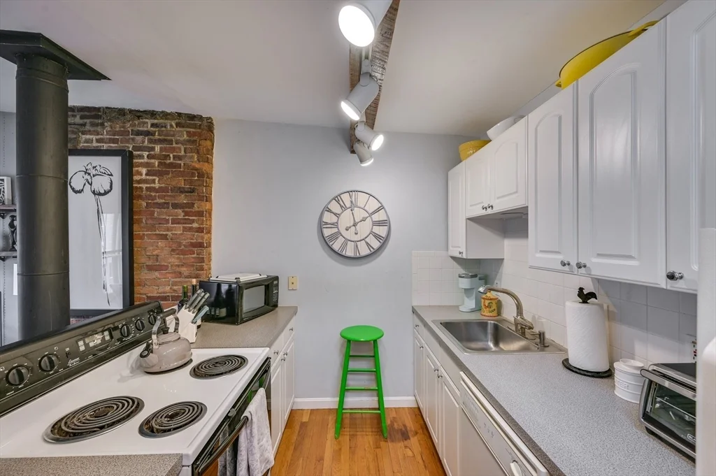 1 bed, 1 bath apartment for rent at 24 Bradford St Unit 3, South End — photo 8 of 25