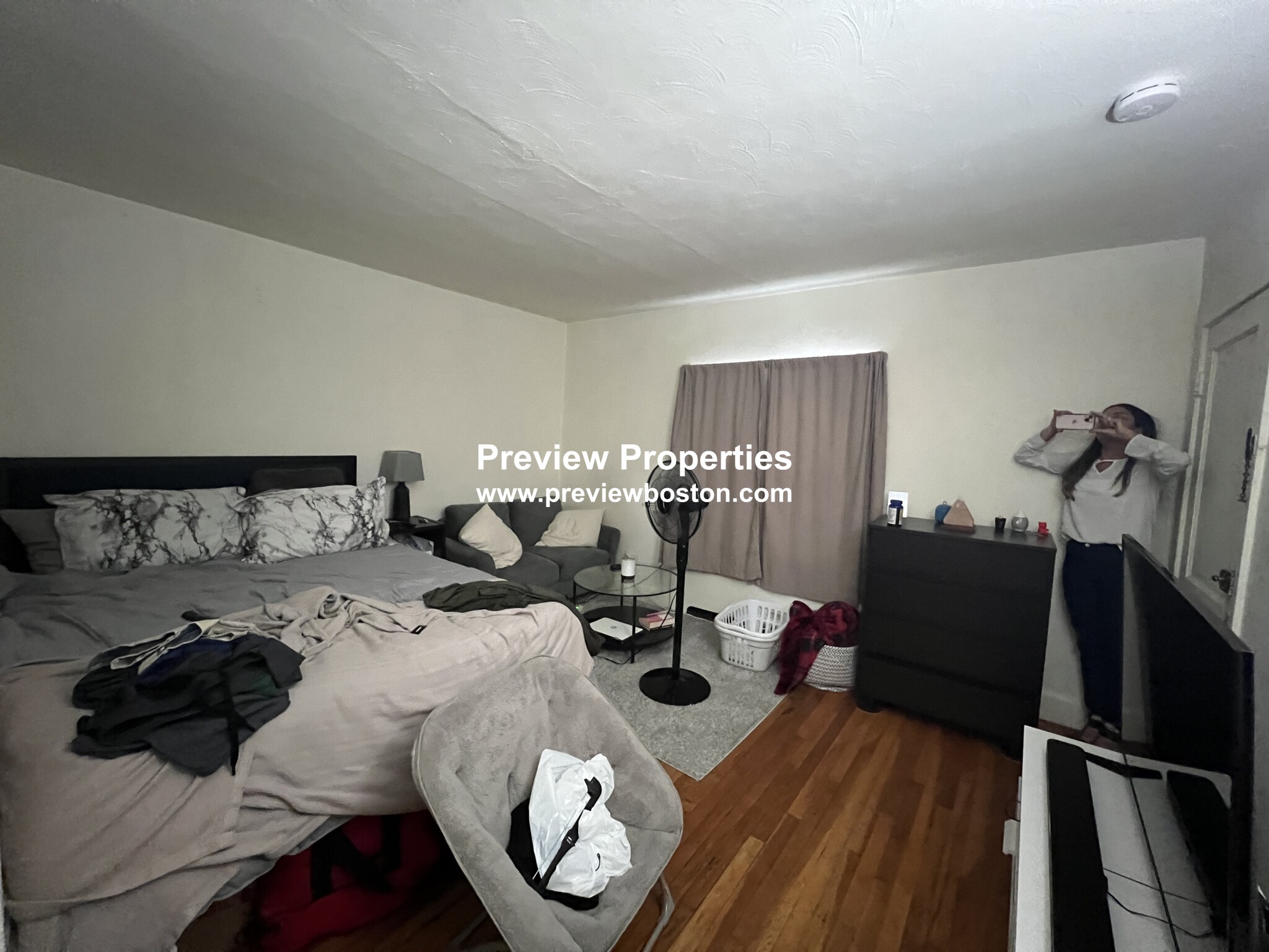 Studio bed, 1 bath apartment for rent at 24 Brock St Unit 2, Oak Square — photo 16 of 24