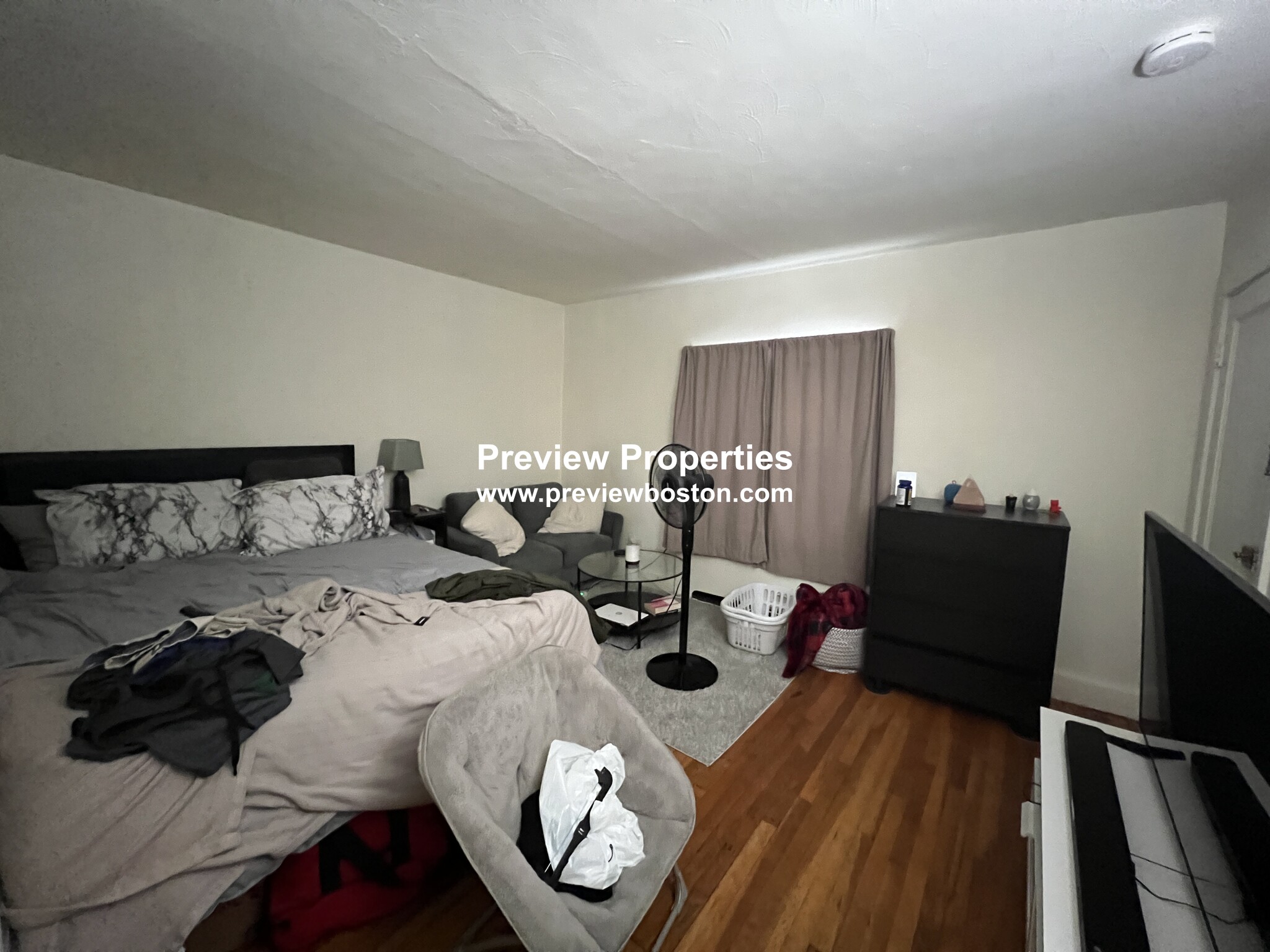 Studio bed, 1 bath apartment for rent at 24 Brock St Unit 2, Oak Square — photo 14 of 24