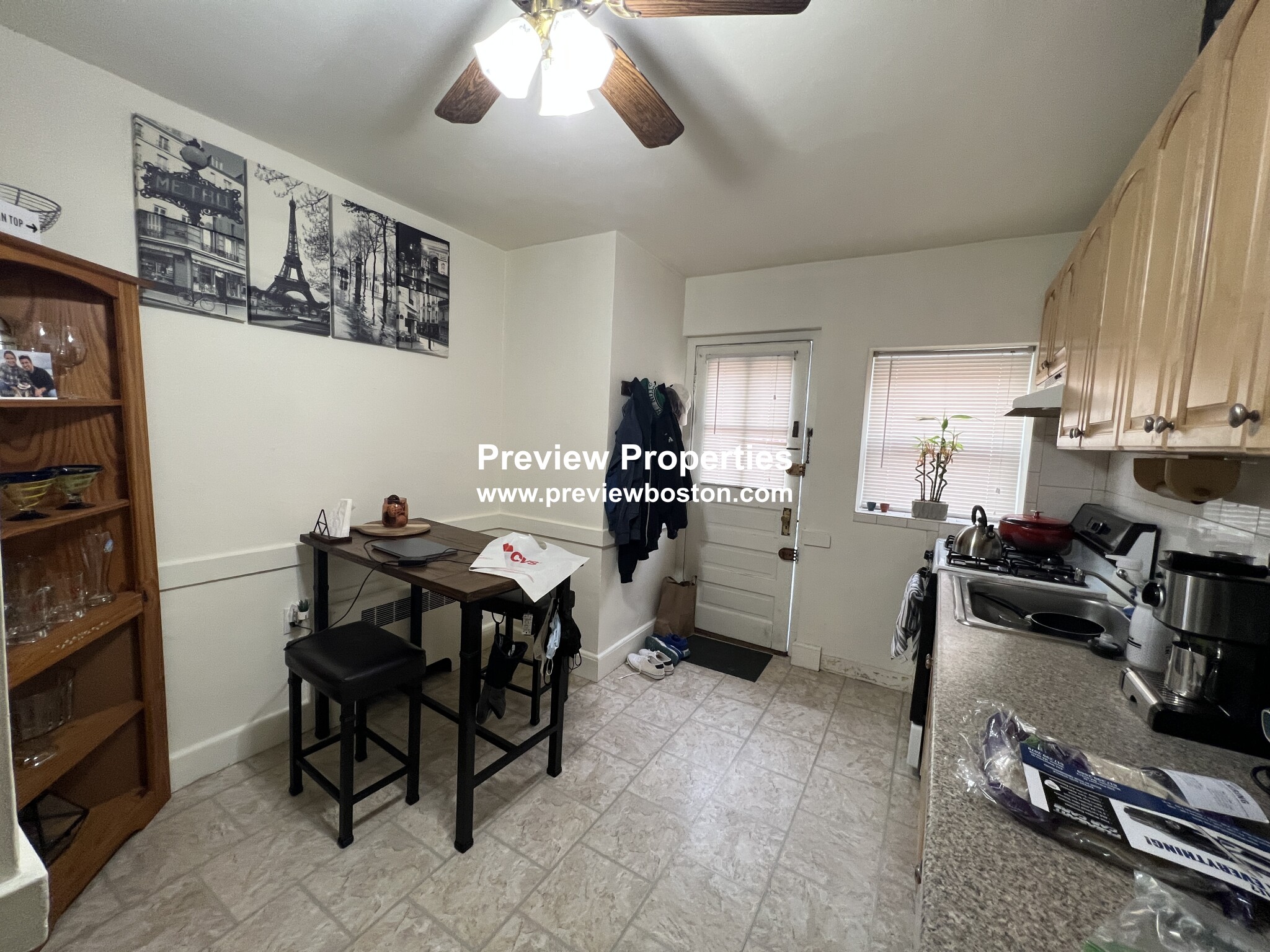 Studio bed, 1 bath apartment for rent at 24 Brock St Unit 2, Oak Square — photo 5 of 24