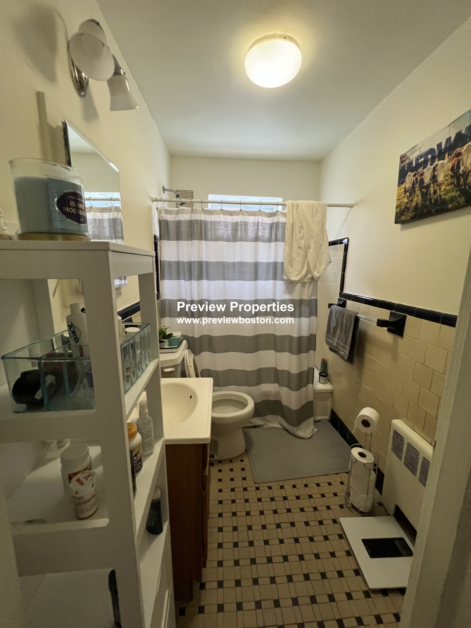 Studio bed, 1 bath apartment for rent at 24 Brock St Unit 2, Oak Square — photo 18 of 24