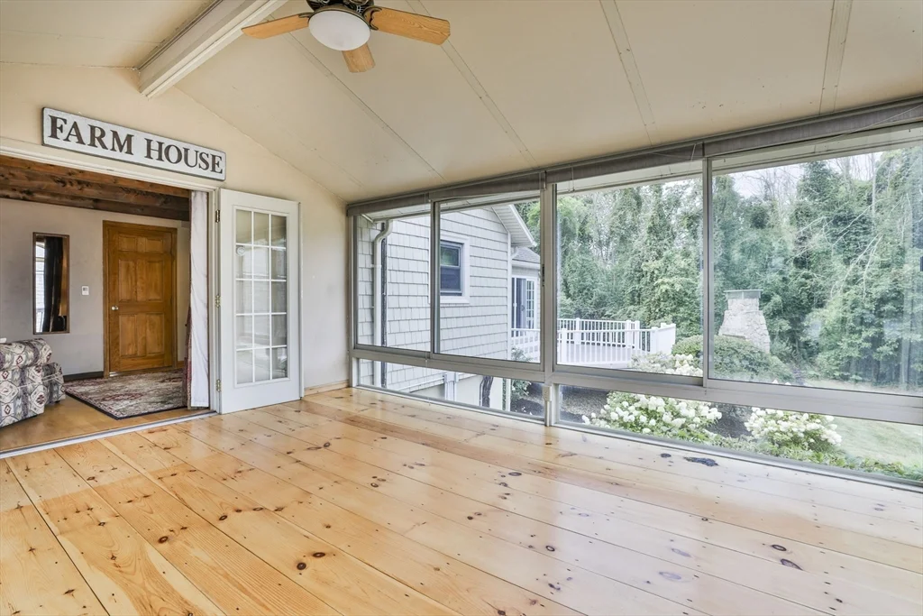 1 bed, 2 bath apartment for rent at 24 Browns Ln, West Newbury — photo 25 of 34