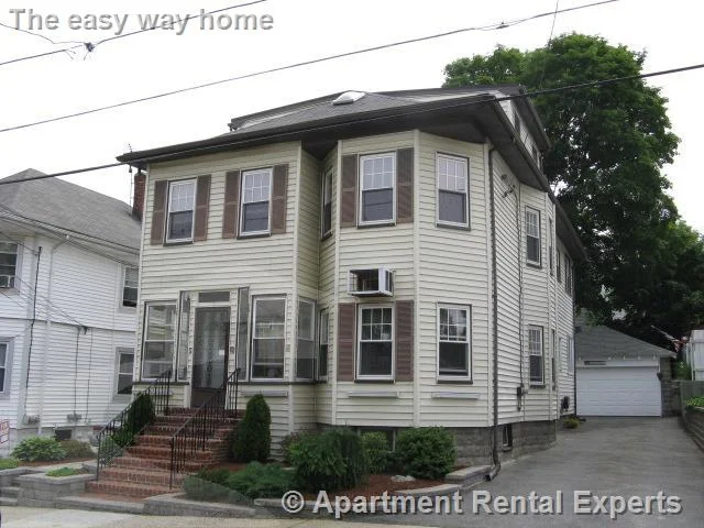 5 bed, 2 bath apartment for rent at 24 Burget Ave, Tufts — photo 7 of 13