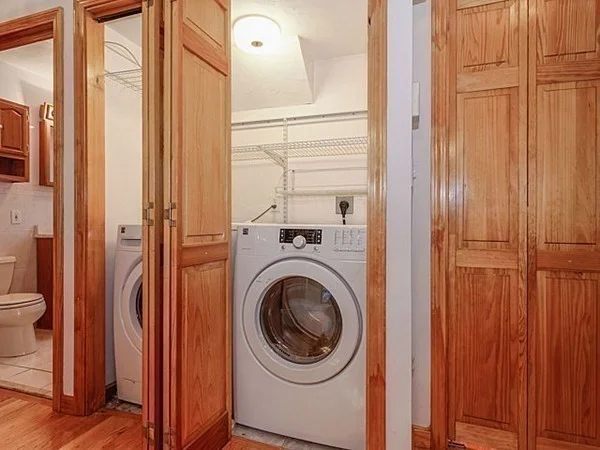 2 bed, 1 bath apartment for rent at 24 Burnside Ave Unit 24, Porter Square — photo 3 of 15