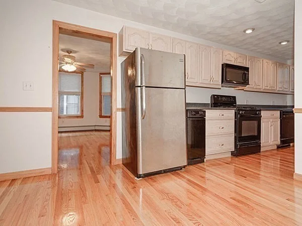 2 bed, 1 bath apartment for rent at 24 Burnside Ave Unit 24, Porter Square — photo 1 of 15
