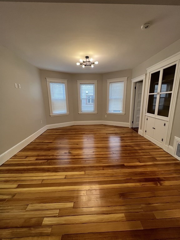 3 bed, 2 bath apartment for rent at 24 Buttonwood St Unit 1, Dorchester — photo 6 of 11