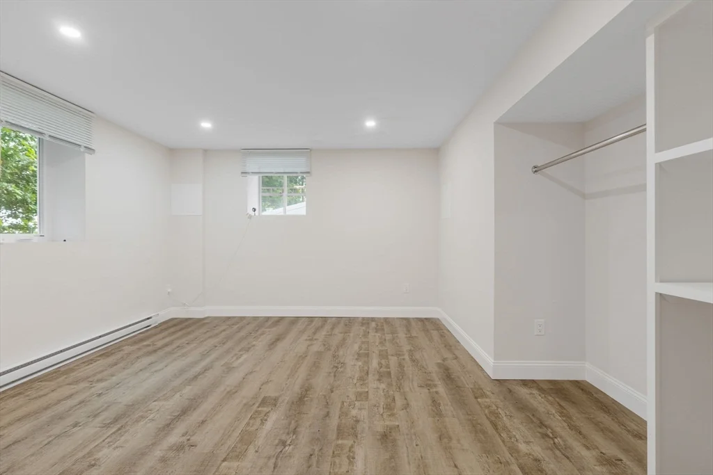 5 bed, 3 bath apartment for rent at 24 Carthay Cir, Newton Highlands — photo 19 of 25