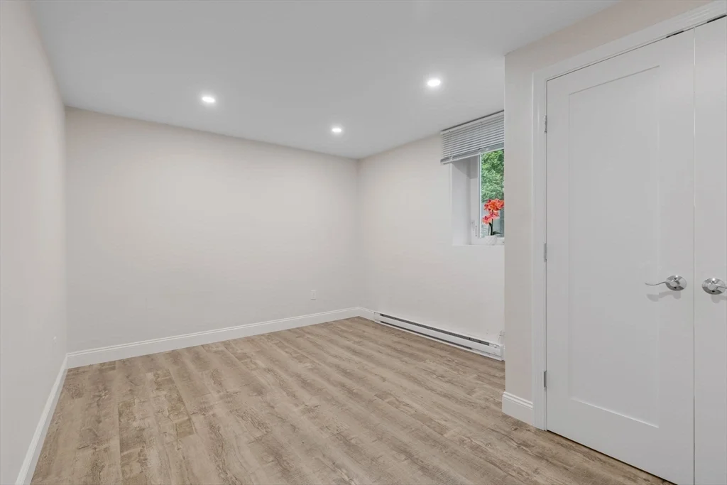 5 bed, 3 bath apartment for rent at 24 Carthay Cir, Newton Highlands — photo 17 of 25