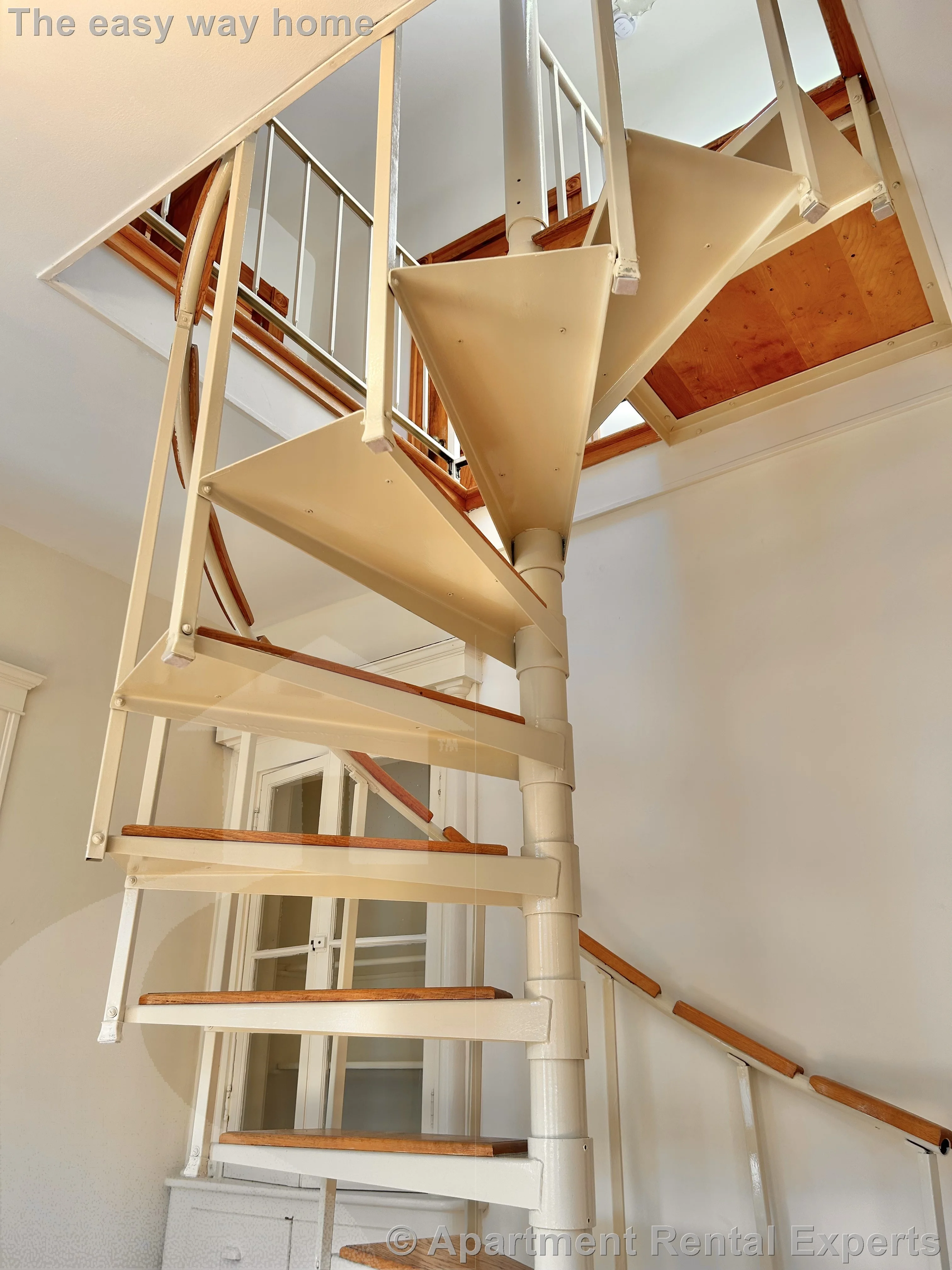 4 bed, 2 bath apartment for rent at 24 Central Rd Unit 3, Spring Hill — photo 3 of 17