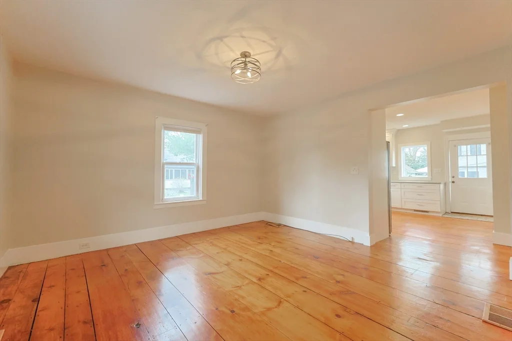 3 bed, 2 bath apartment for rent at 24 Charles St Unit 1, Westborough — photo 28 of 42