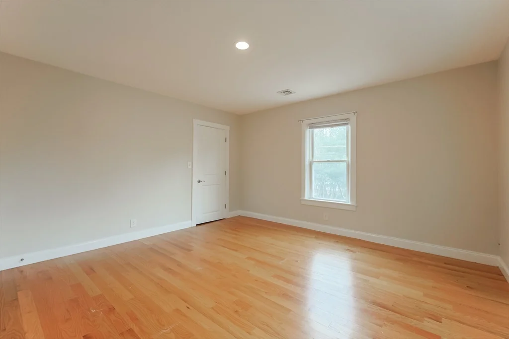 3 bed, 2 bath apartment for rent at 24 Charles St Unit 1, Westborough — photo 25 of 42