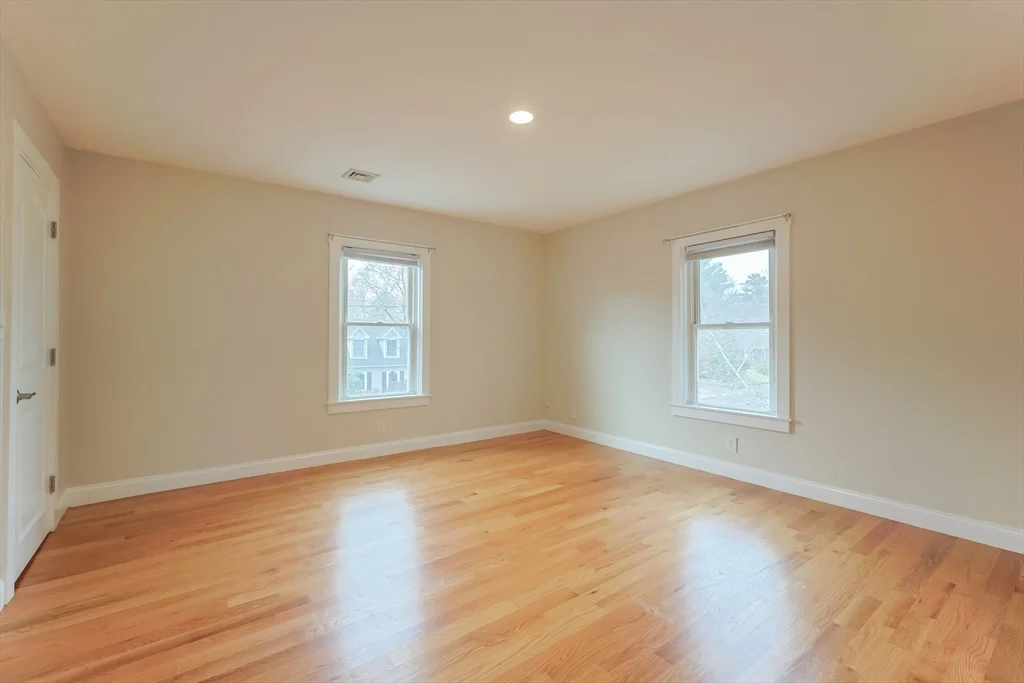 3 bed, 2 bath apartment for rent at 24 Charles St Unit 1, Westborough — photo 24 of 42