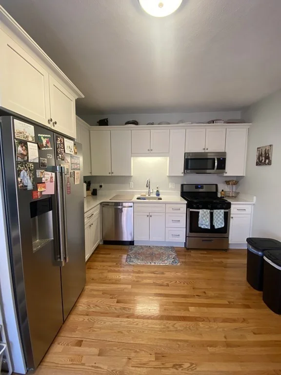 3 bed, 1 bath apartment for rent at 24 Charter St Unit 5, North End — photo 2 of 16