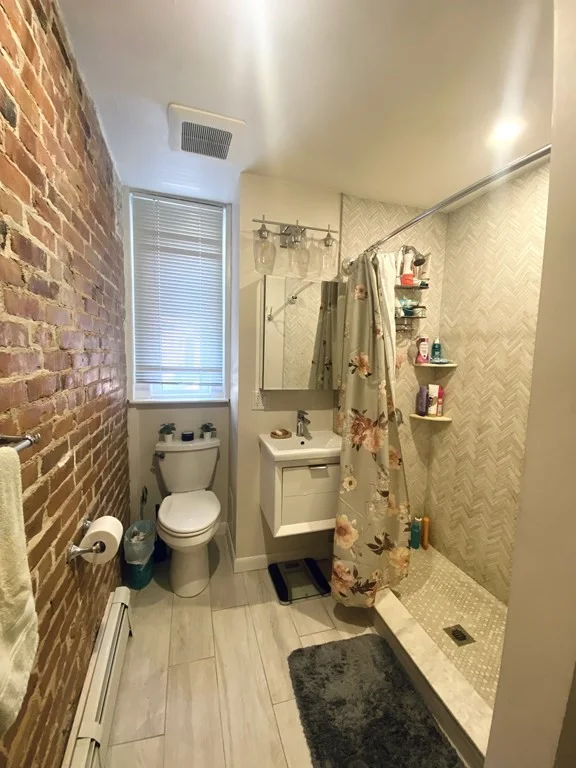 3 bed, 1 bath apartment for rent at 24 Charter St Unit 5, North End — photo 15 of 16