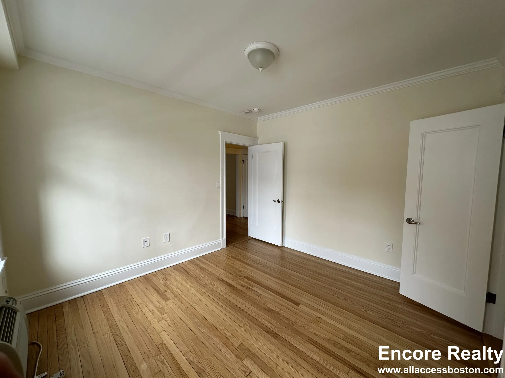 1 bed, 1 bath apartment for rent at 24 Chauncy St Unit 09, Neighborhood Nine — photo 9 of 16