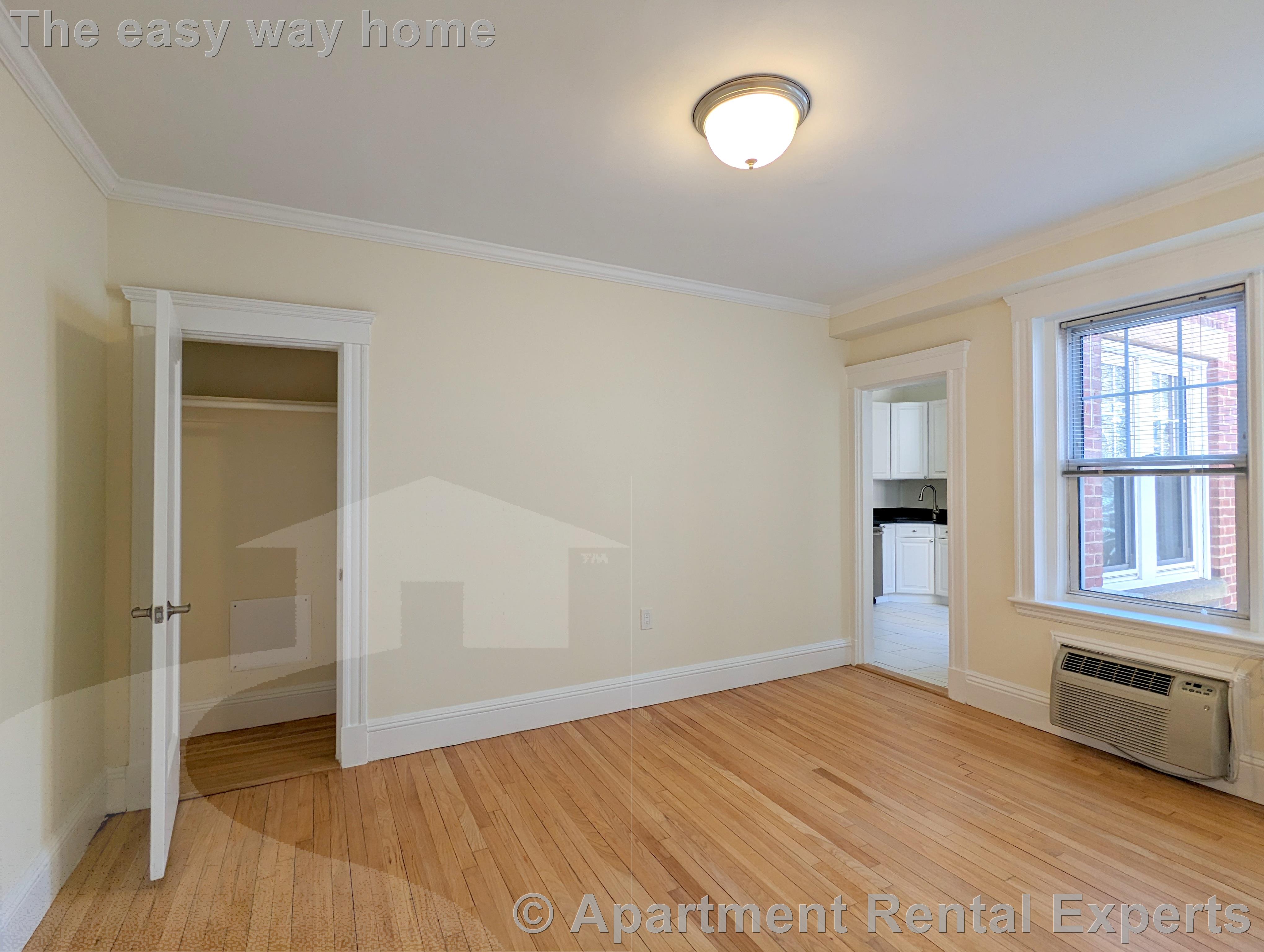 Studio bed, 1 bath apartment for rent at 24 Chauncy St Unit 8, Harvard Square — photo 5 of 9
